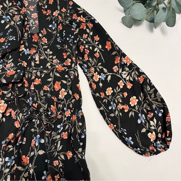 Abercrombie & Fitch Black Floral Split Leg Long Sleeve Cinch Waist Romper - Picture 6 of 10